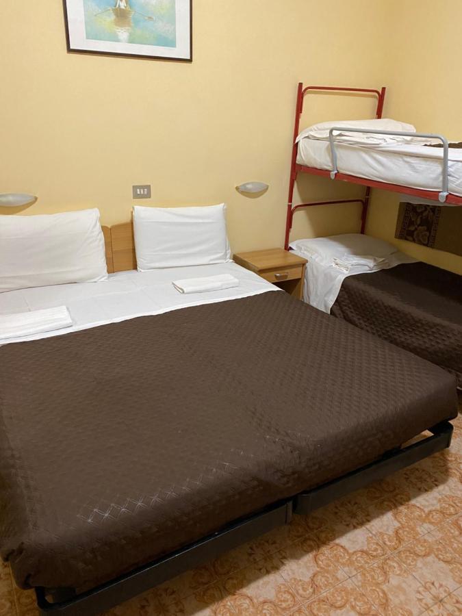 Hotel Attico เคียนเชียโนแตร์เม ภายนอก รูปภาพ
