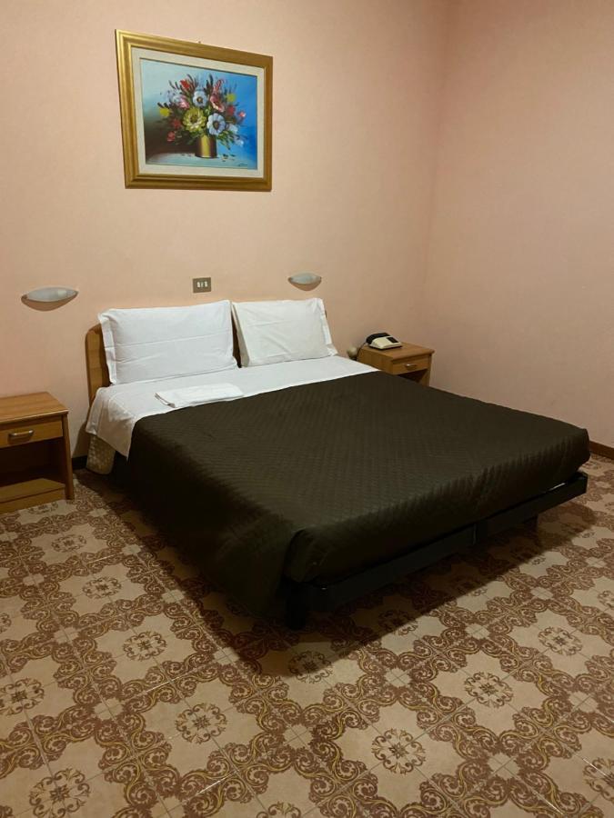 Hotel Attico เคียนเชียโนแตร์เม ภายนอก รูปภาพ