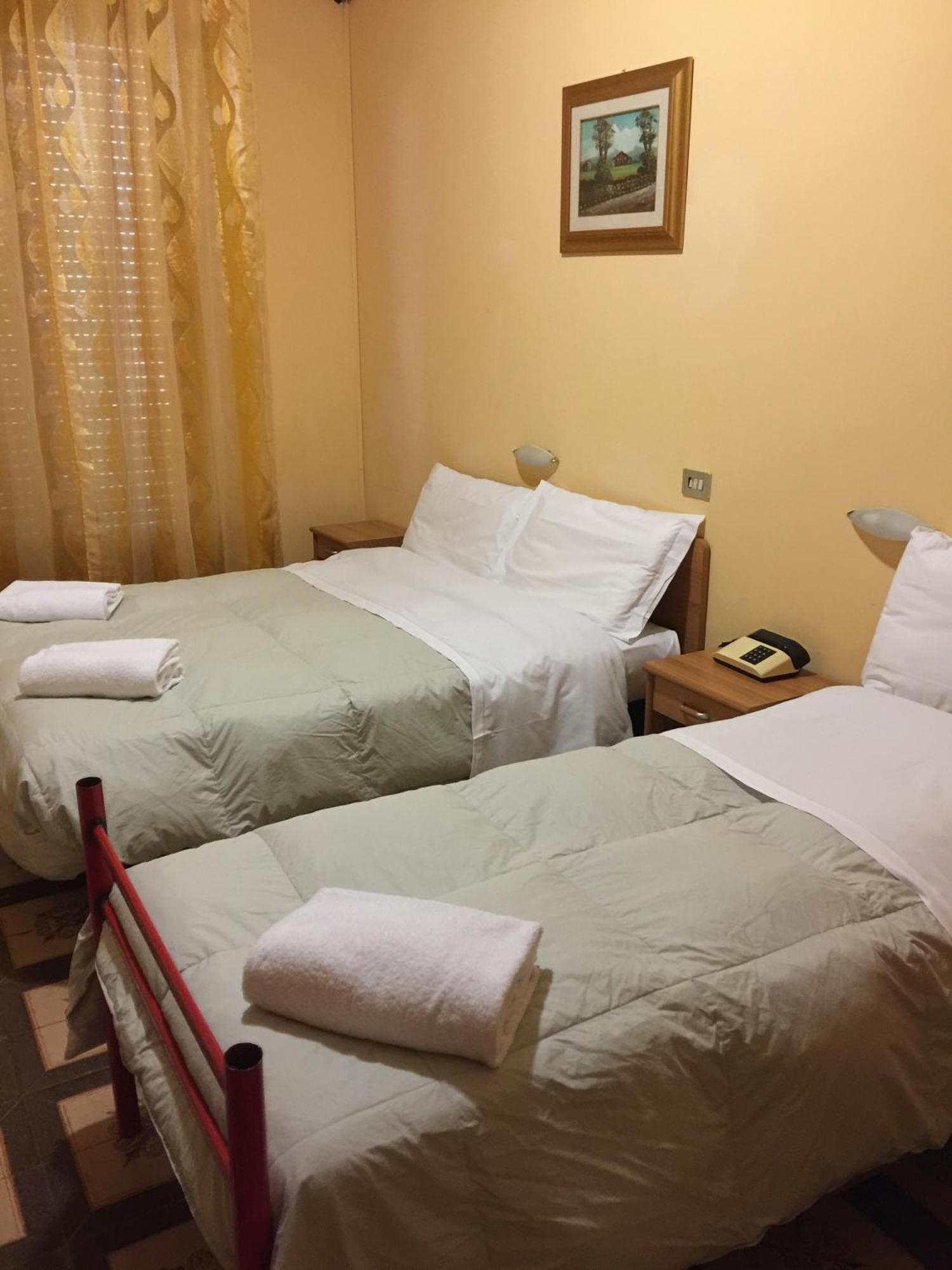 Hotel Attico เคียนเชียโนแตร์เม ภายนอก รูปภาพ