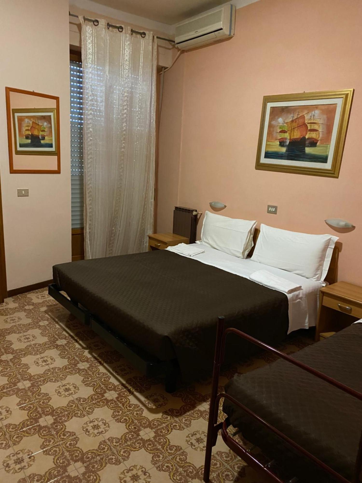 Hotel Attico เคียนเชียโนแตร์เม ภายนอก รูปภาพ